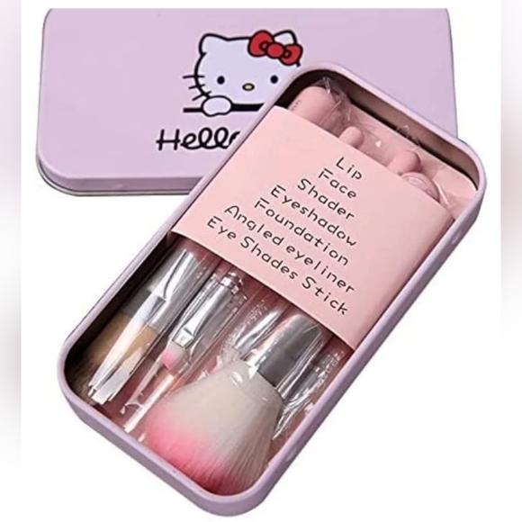 Hello Kitty Pink Sanrio Beauty Brush 7 piece Set with metal case New - Picture 2 of 10